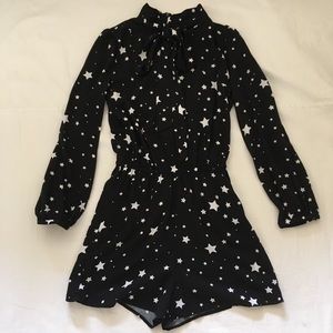 Black V neck Star Print Romper